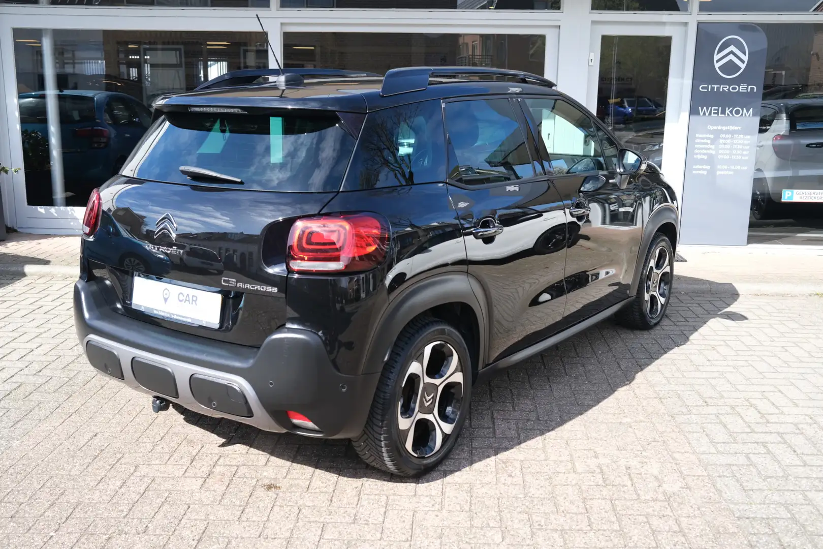 Citroen C3 Aircross PT130 Shine Camera | Leer | Trekhaak | All-season Noir - 2