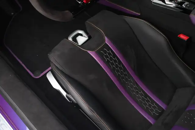 Lamborghini Huracan view 13