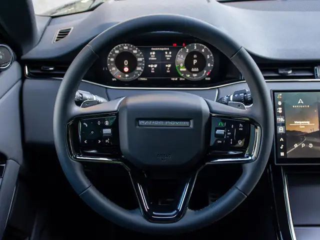 Land Rover Range Rover Evoque view 15