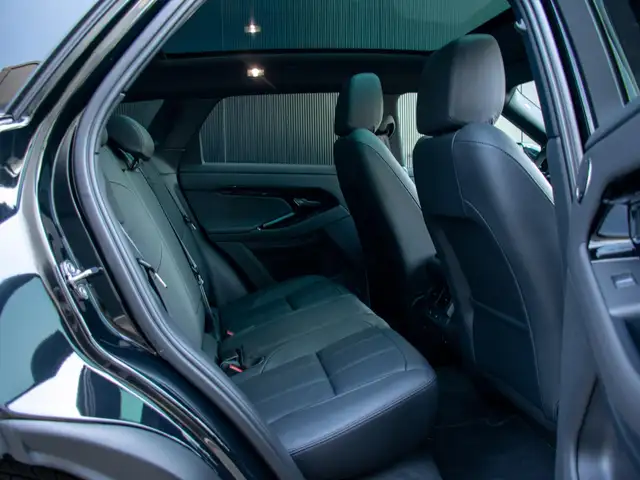 Land Rover Range Rover Evoque view 9