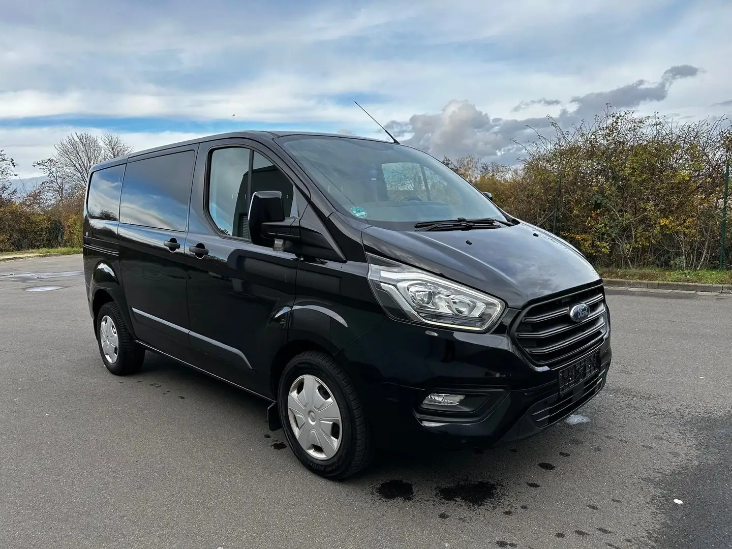 Ford Transit Custom Transit Custom 320 TDCi 320 L1H1 VA Trend Schwarz - 2
