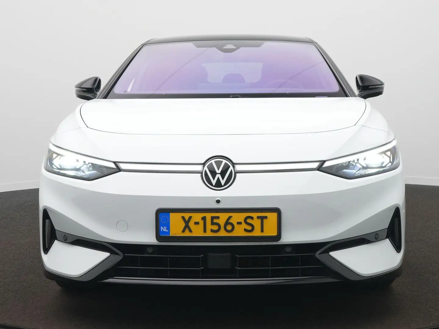 Volkswagen ID.7 Pro Business 77 kWh / IQ-Light / 360 Camera / HUD Alb - 2