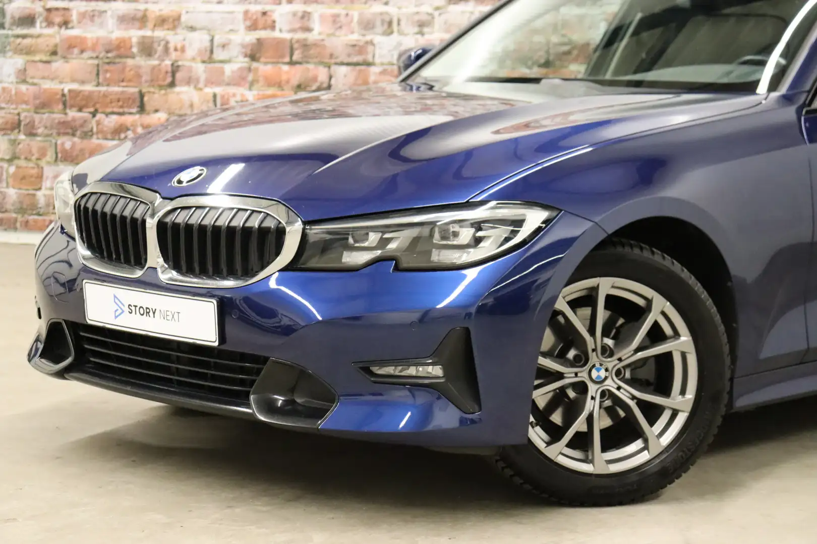 BMW 320 3 Serie Sedan 320i High Executive Sport Line Autom Bleu - 2