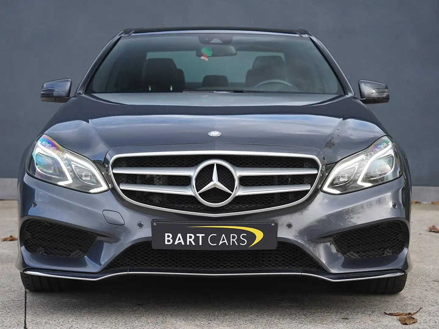 Mercedes-Benz E 200 E 200 BlueTEC 7G-TRONIC Edition E AMG LINE Grijs - 2