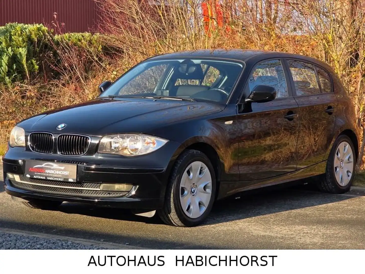 BMW 116 1 Limousine 116i/ 1.Hand/Navi/Tempomat/77Tkm Noir - 1