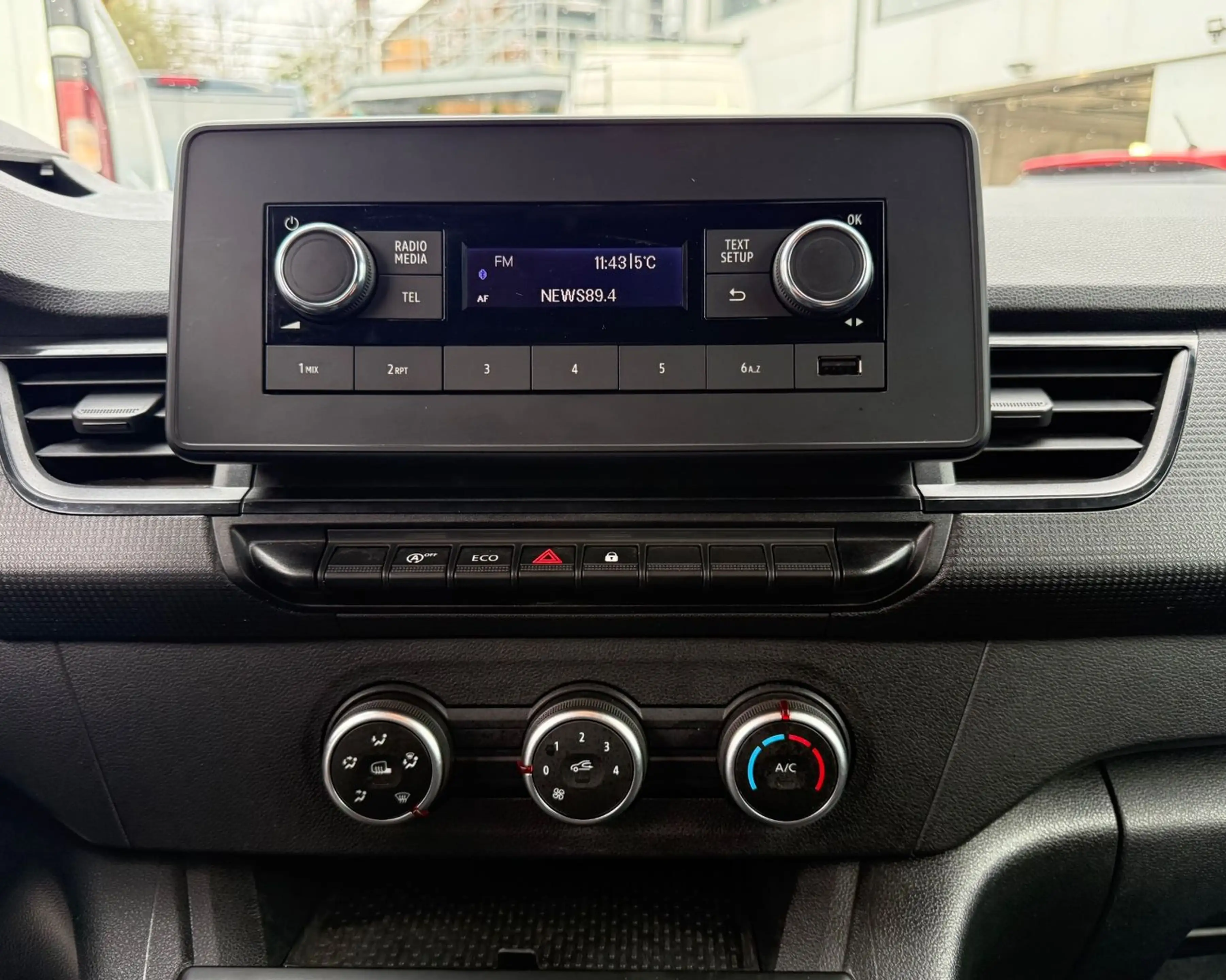 Nissan Townstar DIG-T 130 Kasten Klima*Leder*LED — photo 12