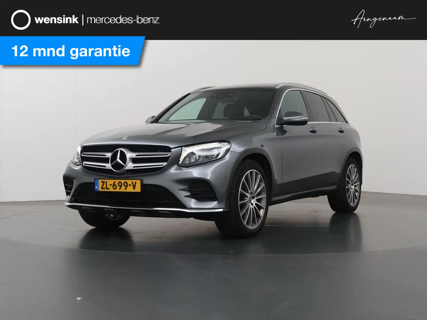 Mercedes-Benz GLC 250 4MATIC Premium | AMG | Panoramadak | Trekhaak | 36 Grijs - 1