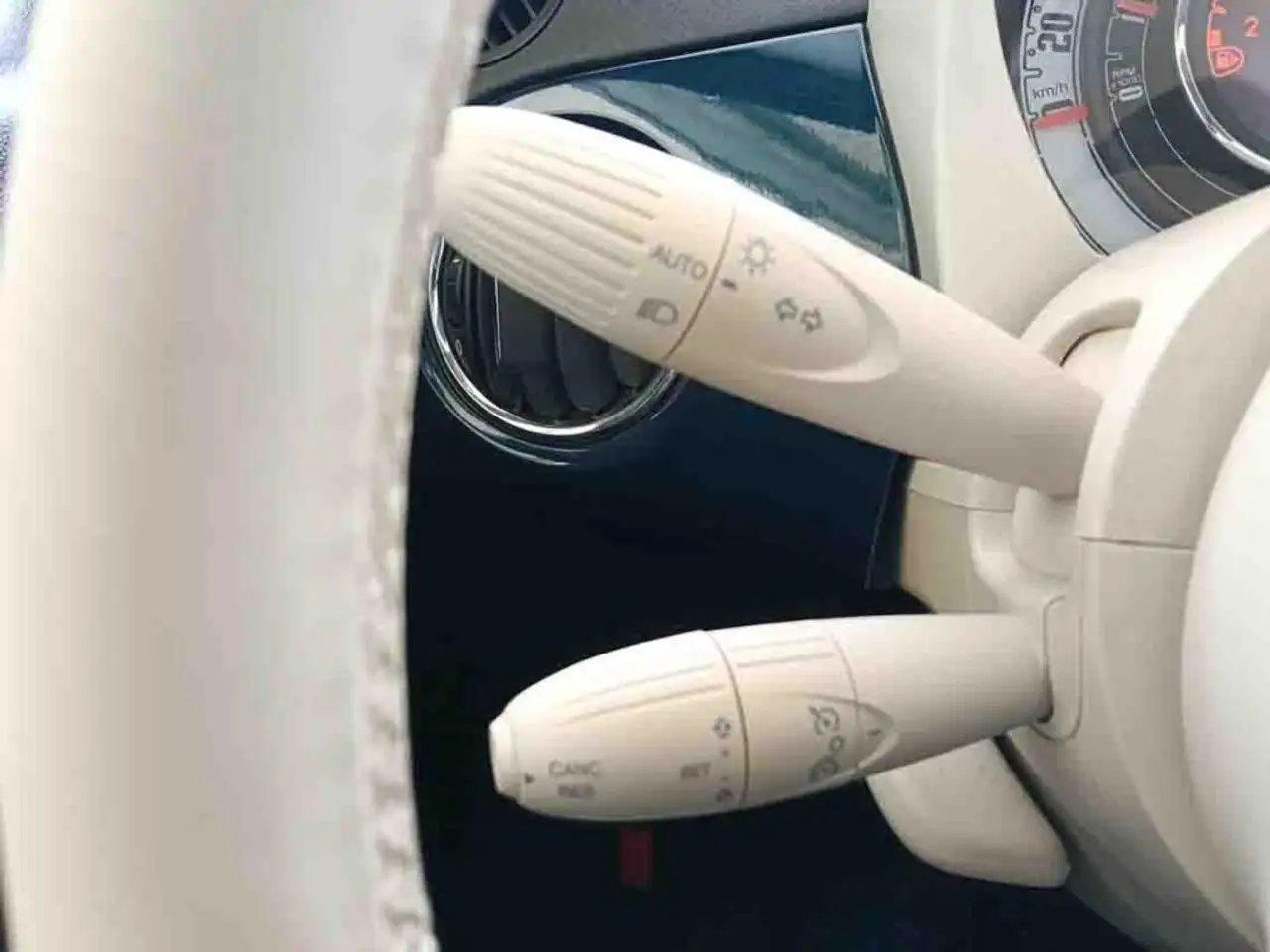 Fiat 500 1.0 Hybrid 14