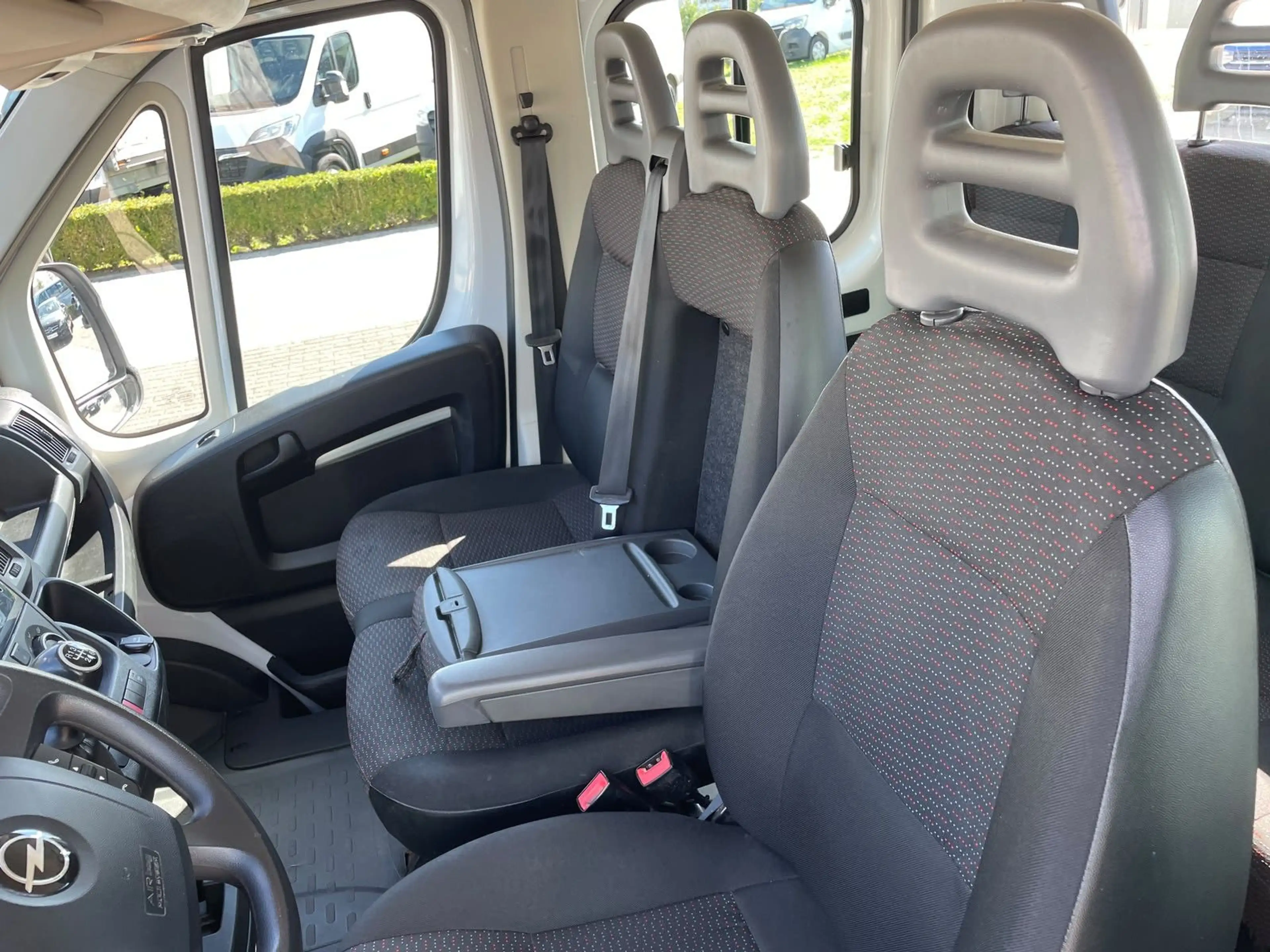 Opel Movano DOKA 2.2d 140PS L3/KLIMA+7SITZER+TEMPOMAT — photo 9