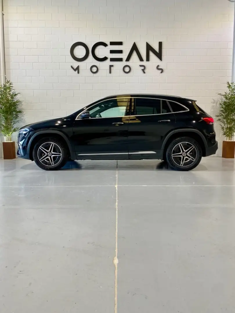 Mercedes-Benz EQA 250 + Negro - 2