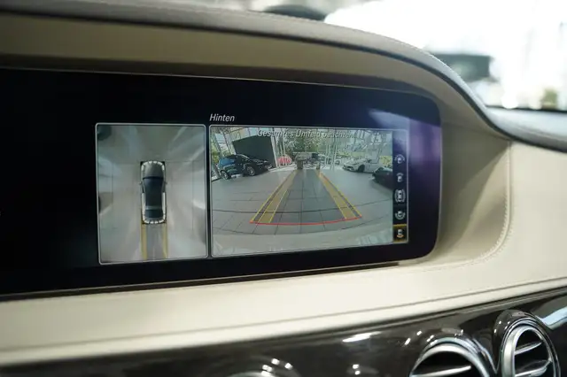 Mercedes-Benz S-Class view 11