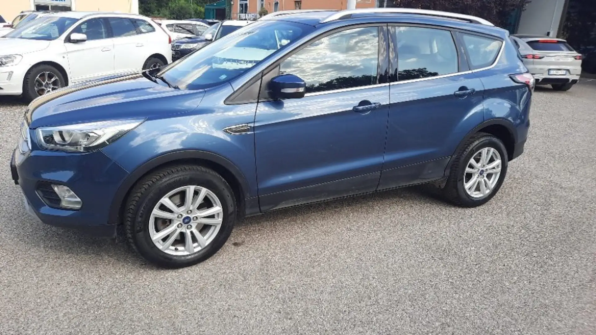 Ford Kuga 2.0 TDCI 120 CV S&S 2WD Business Blu/Azzurro - 2