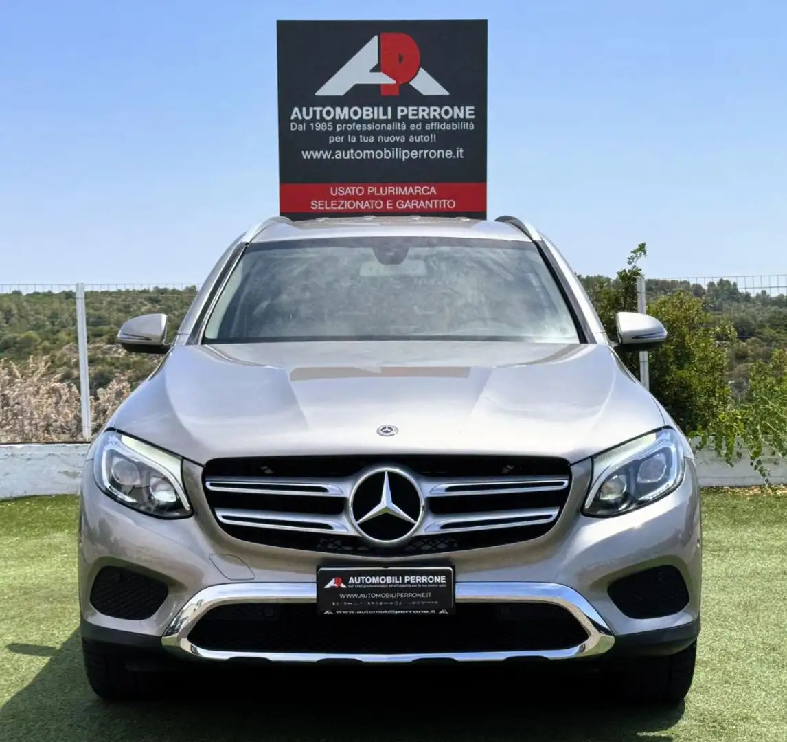 Mercedes-Benz GLC 220 d 4Matic Sport (Pelle/LED/Auto/Navi) Grigio - 2
