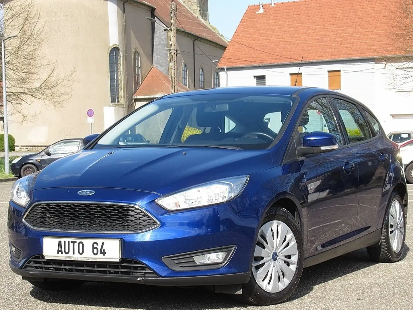 Ford Focus Focus 1.6 TDCi 95CV BV6 1ère Main 04/2016 Bleu - 1
