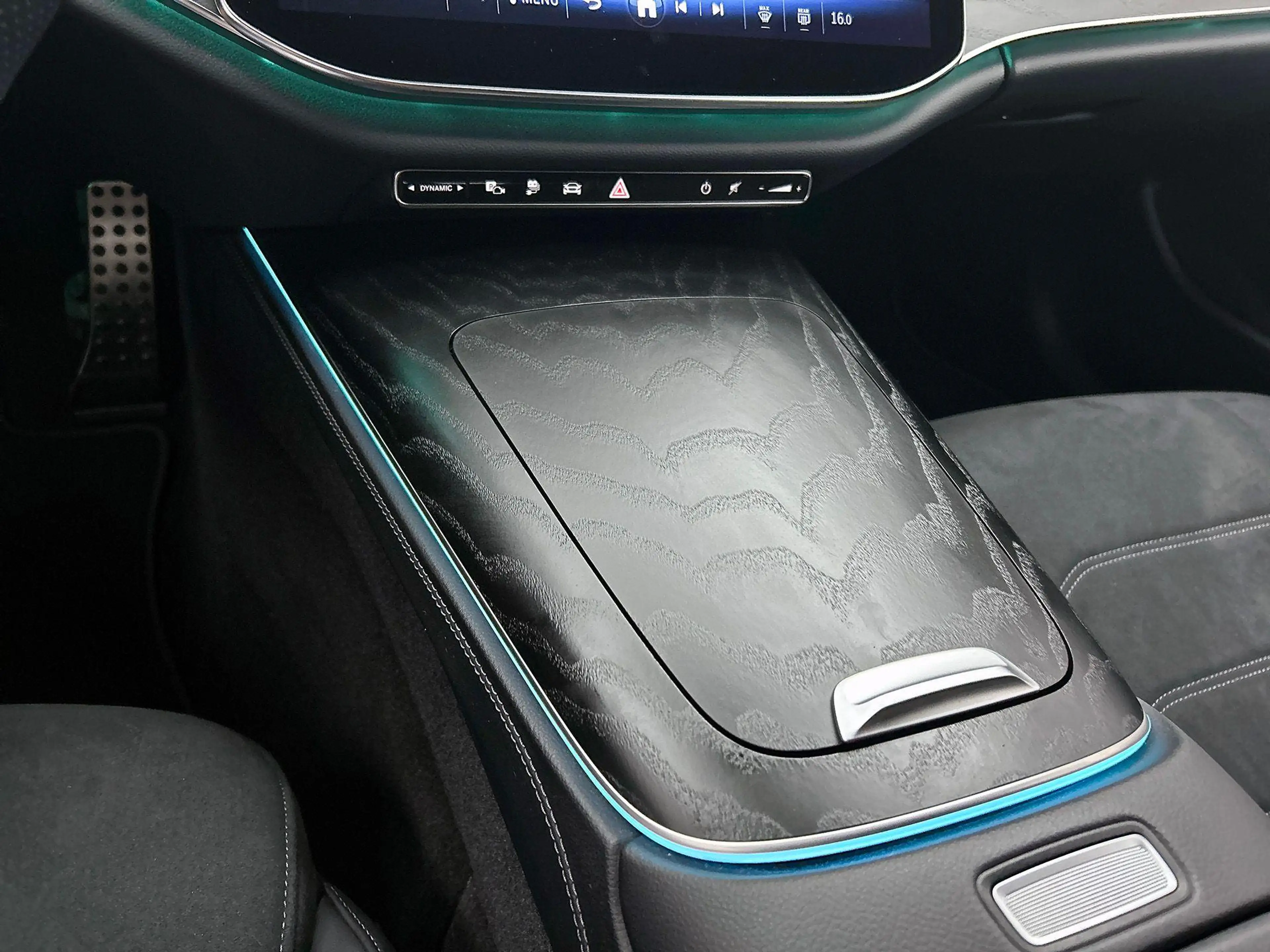 Mercedes-Benz E 300 E Break AMG Line | Distronic + Stuurassist | Smart — photo 10