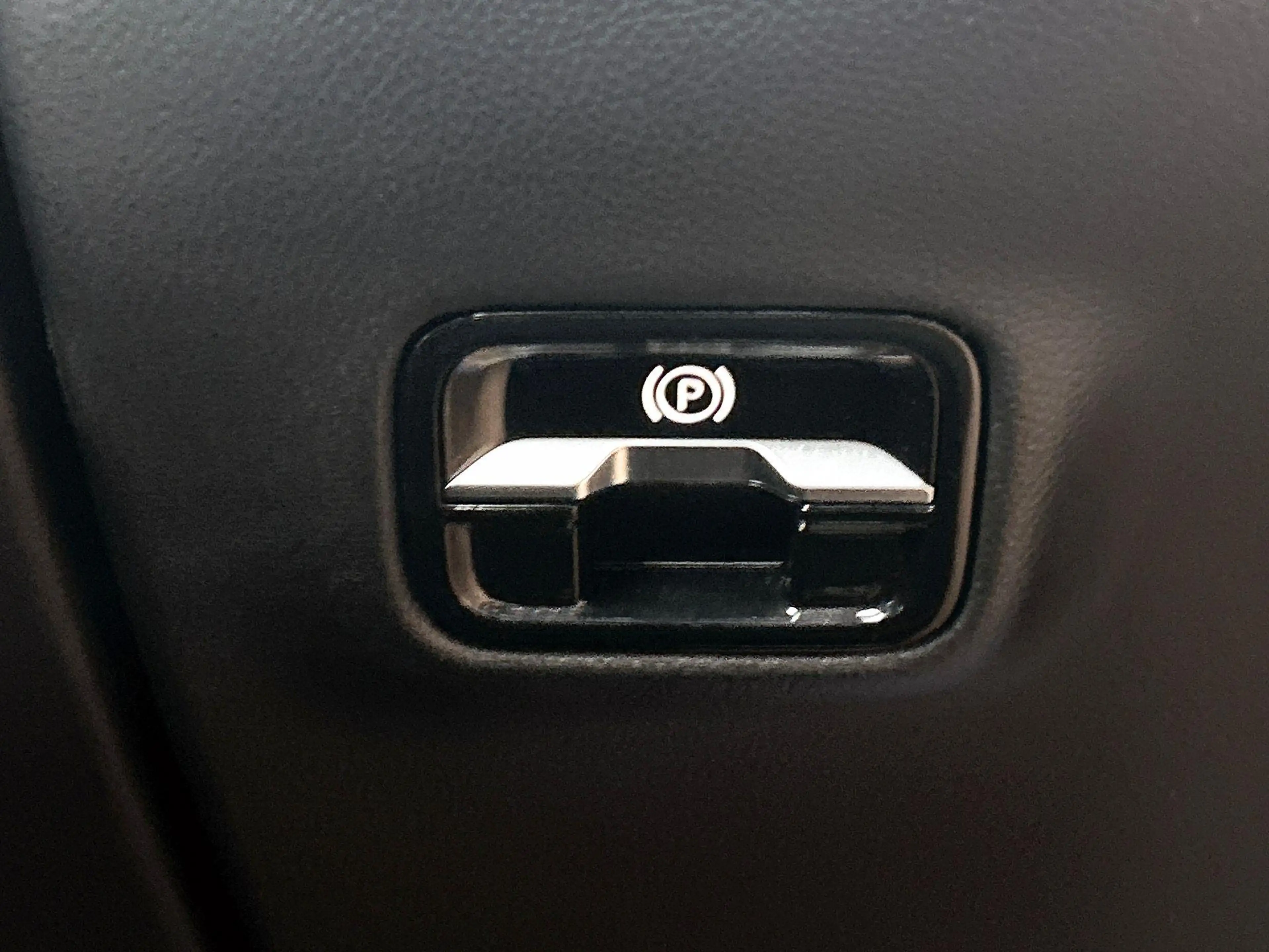 Mercedes-Benz E 300 E Break AMG Line | Distronic + Stuurassist | Smart — photo 12
