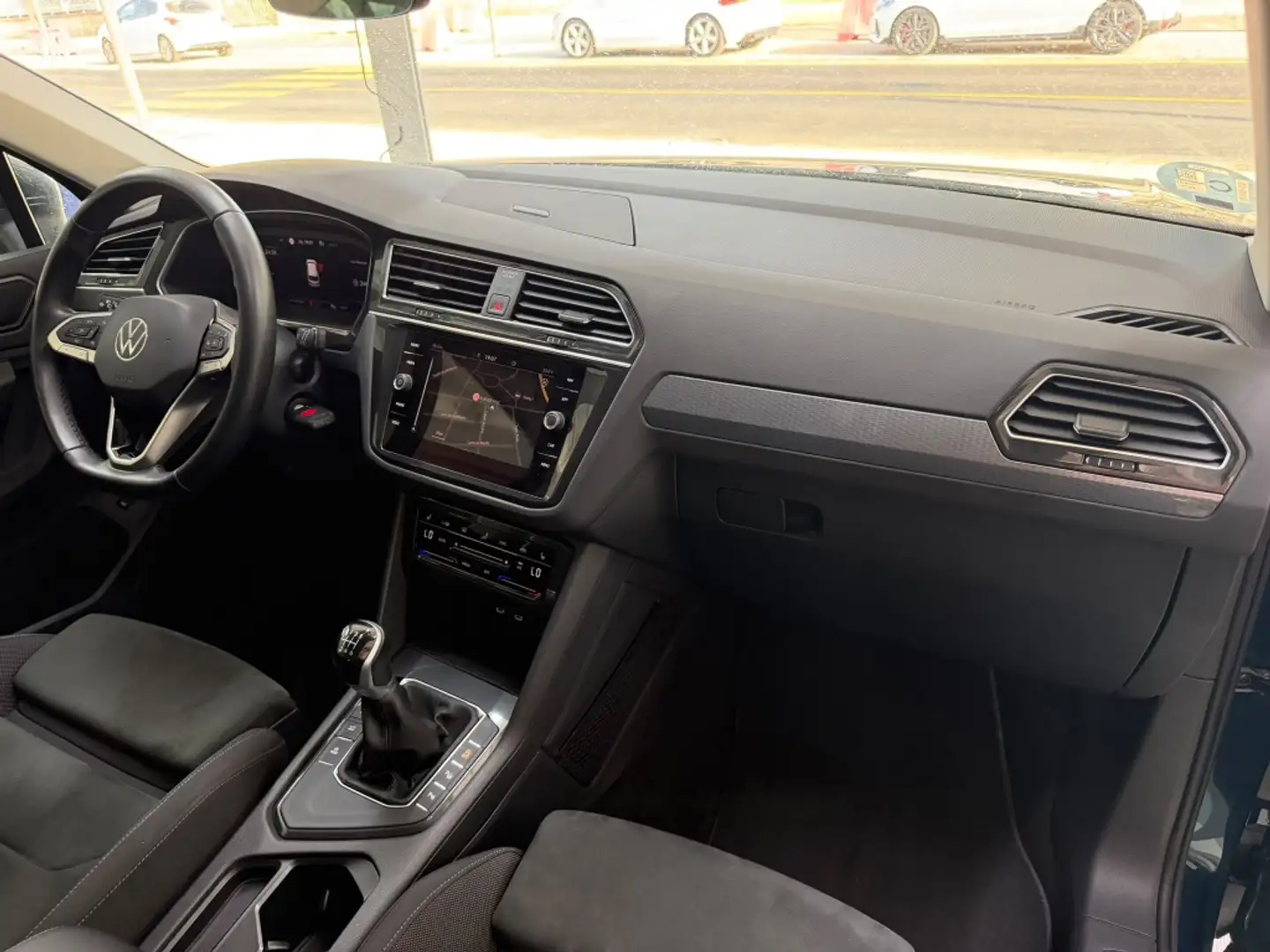 Volkswagen Tiguan Allspace 2.0TDI Life 110kW Azul - 2