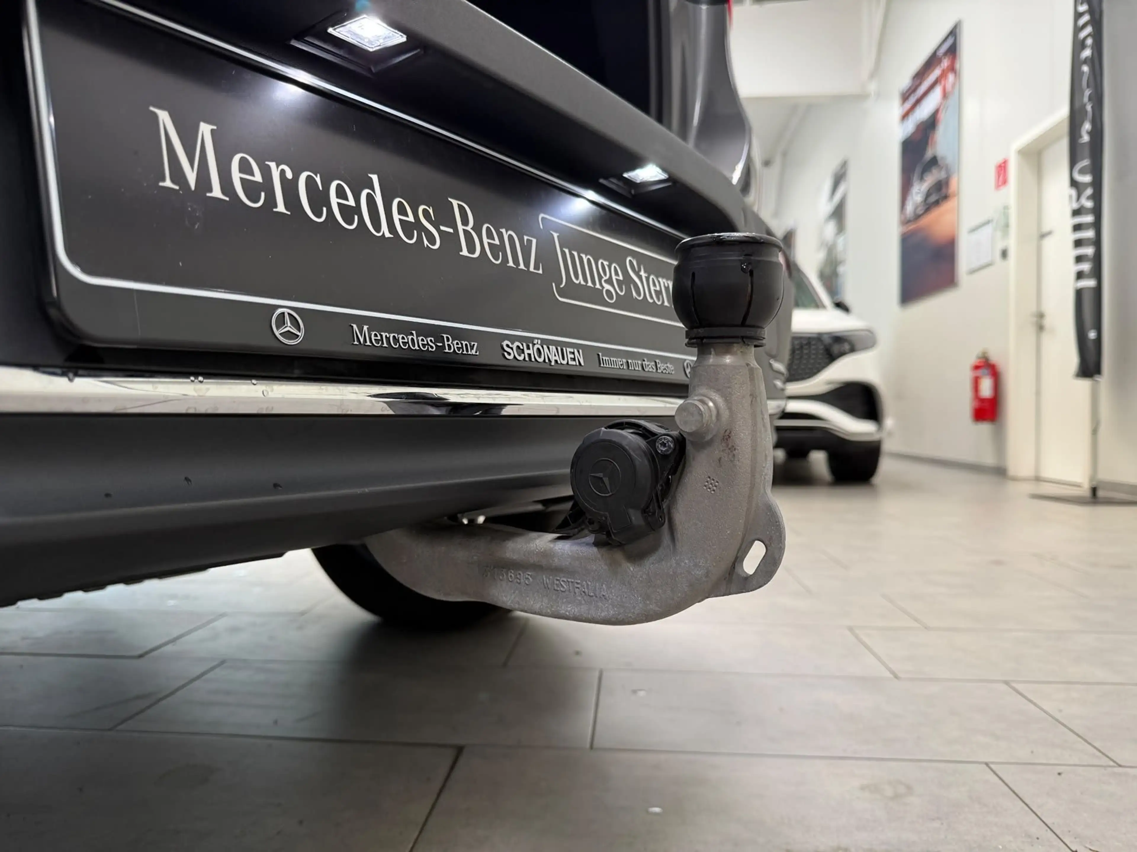 Mercedes-Benz EQA 350 4M Electric Art KEYLESS+AHK+360°+CARPLAY — photo 8