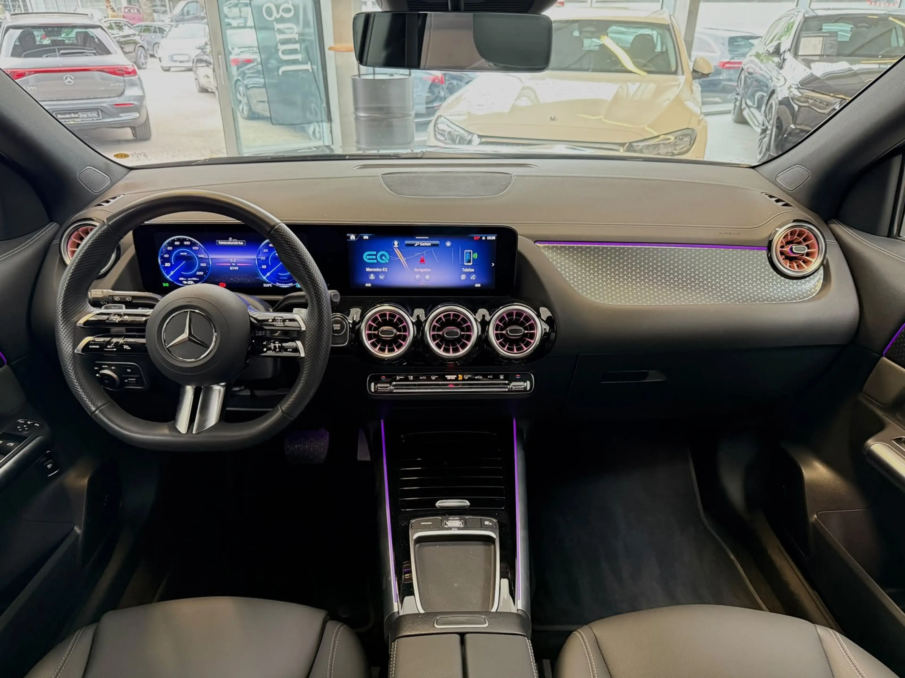 Mercedes-Benz EQA 350 4M Electric Art KEYLESS+AHK+360°+CARPLAY — photo 11