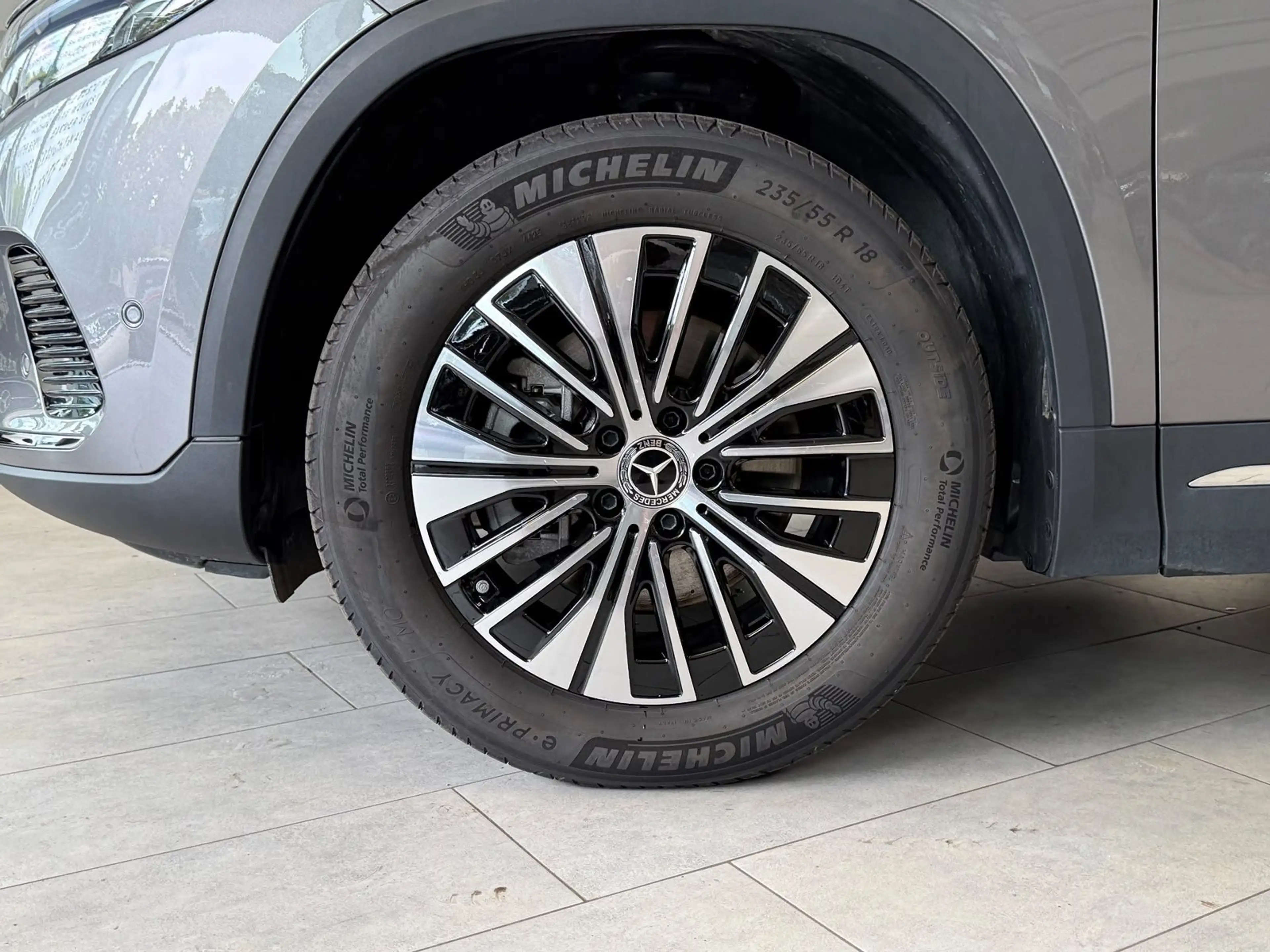 Mercedes-Benz EQA 350 4M Electric Art KEYLESS+AHK+360°+CARPLAY — photo 5