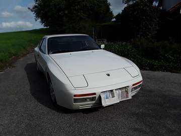 944 Turbo