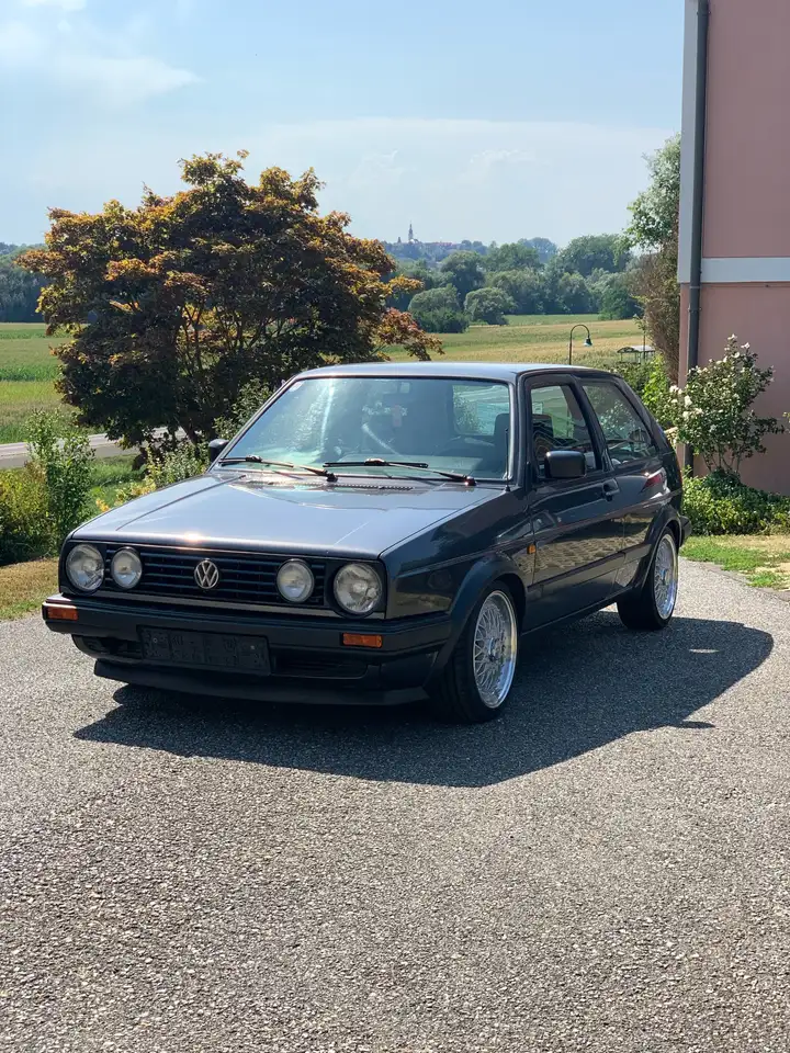 Volkswagen Golf, foto 1