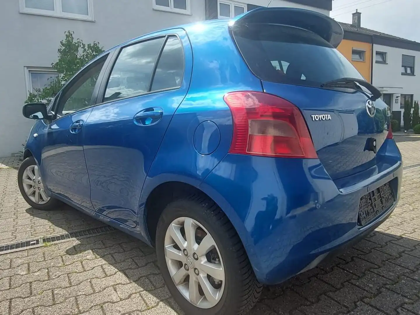 Toyota Yaris Yaris 1.3 VVT-i Team Blau - 2