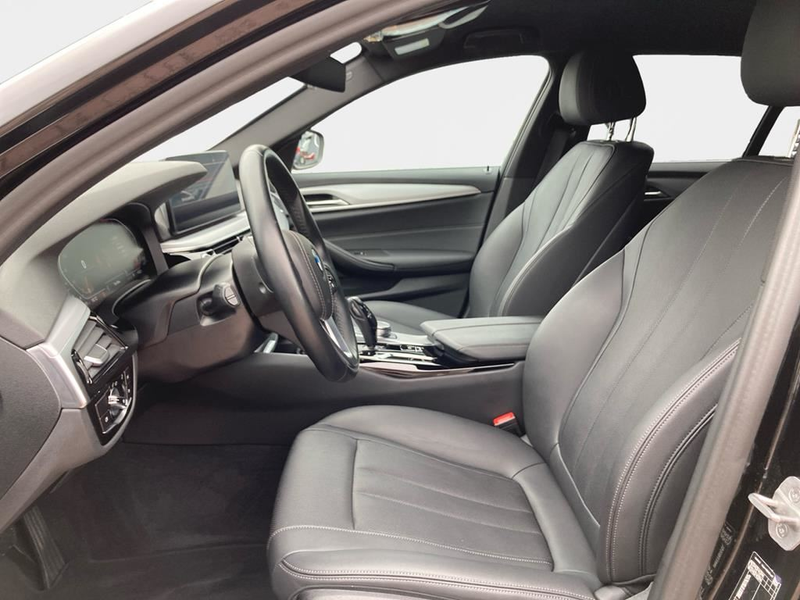 BMW 530 — photo 11
