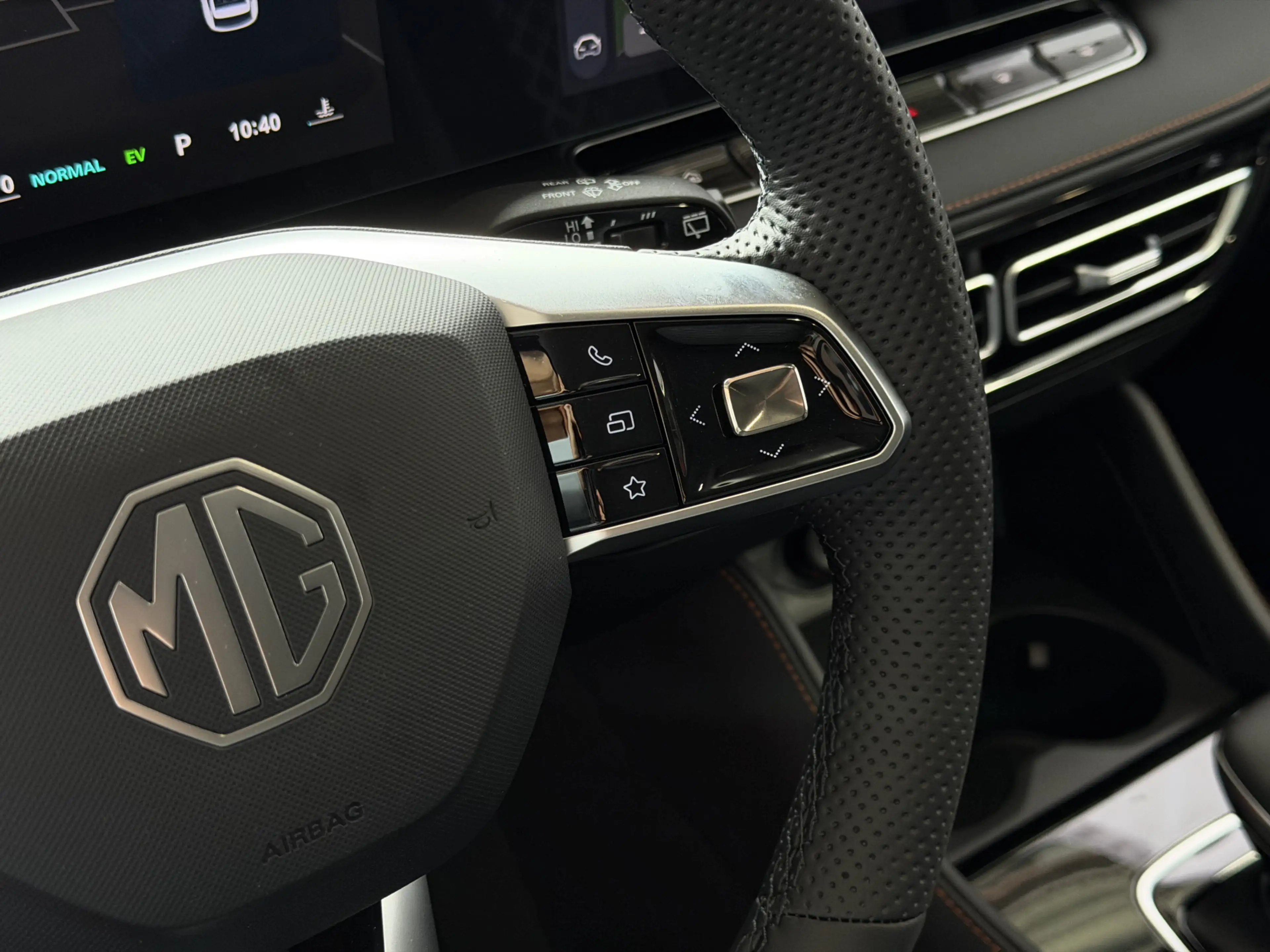 MG HS MG PHEV 1.5 TGDI LUXURY PHEV PLUG-IN HYBRIDE | LEE — photo 13