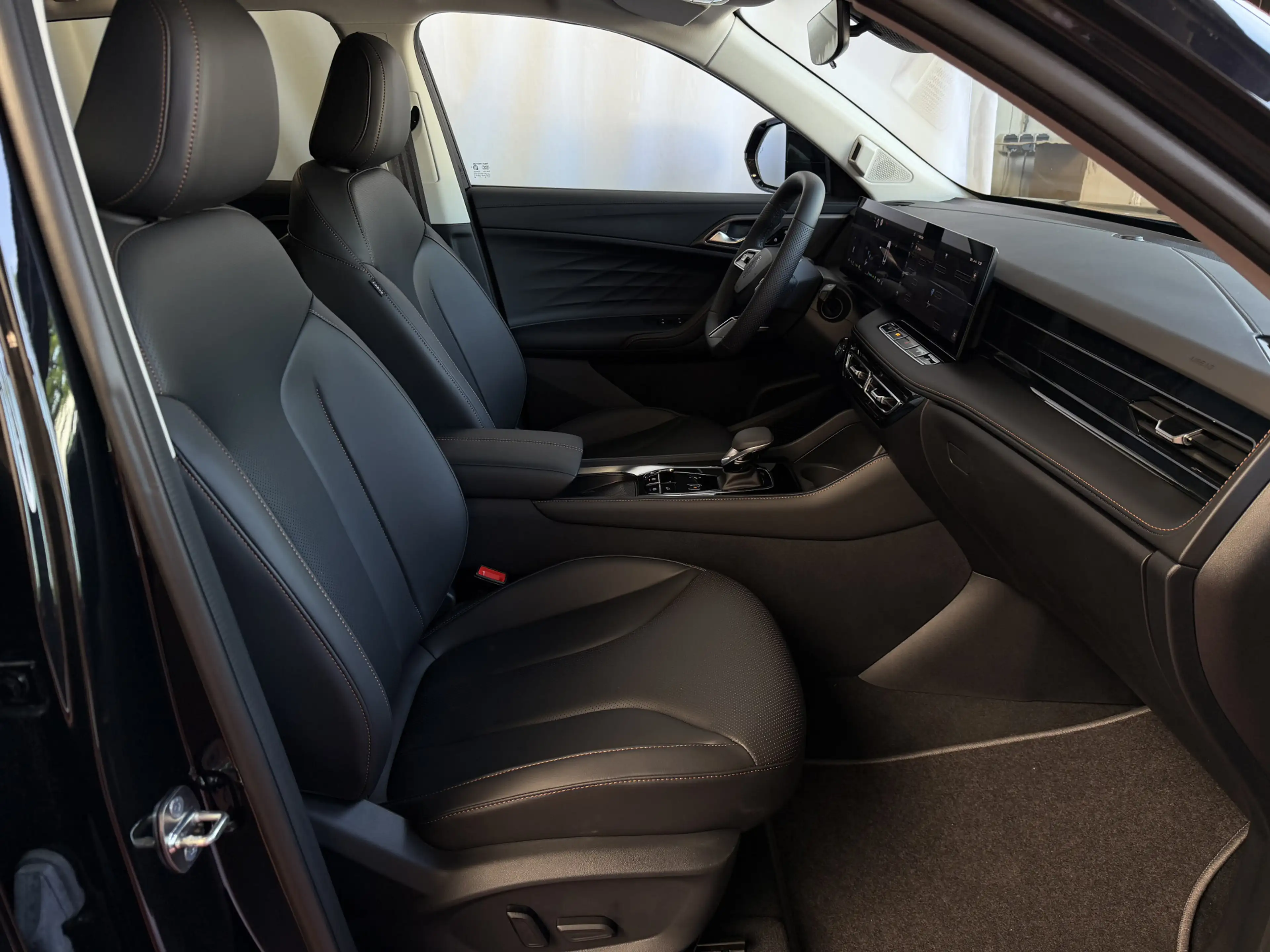 MG HS MG PHEV 1.5 TGDI LUXURY PHEV PLUG-IN HYBRIDE | LEE — photo 33