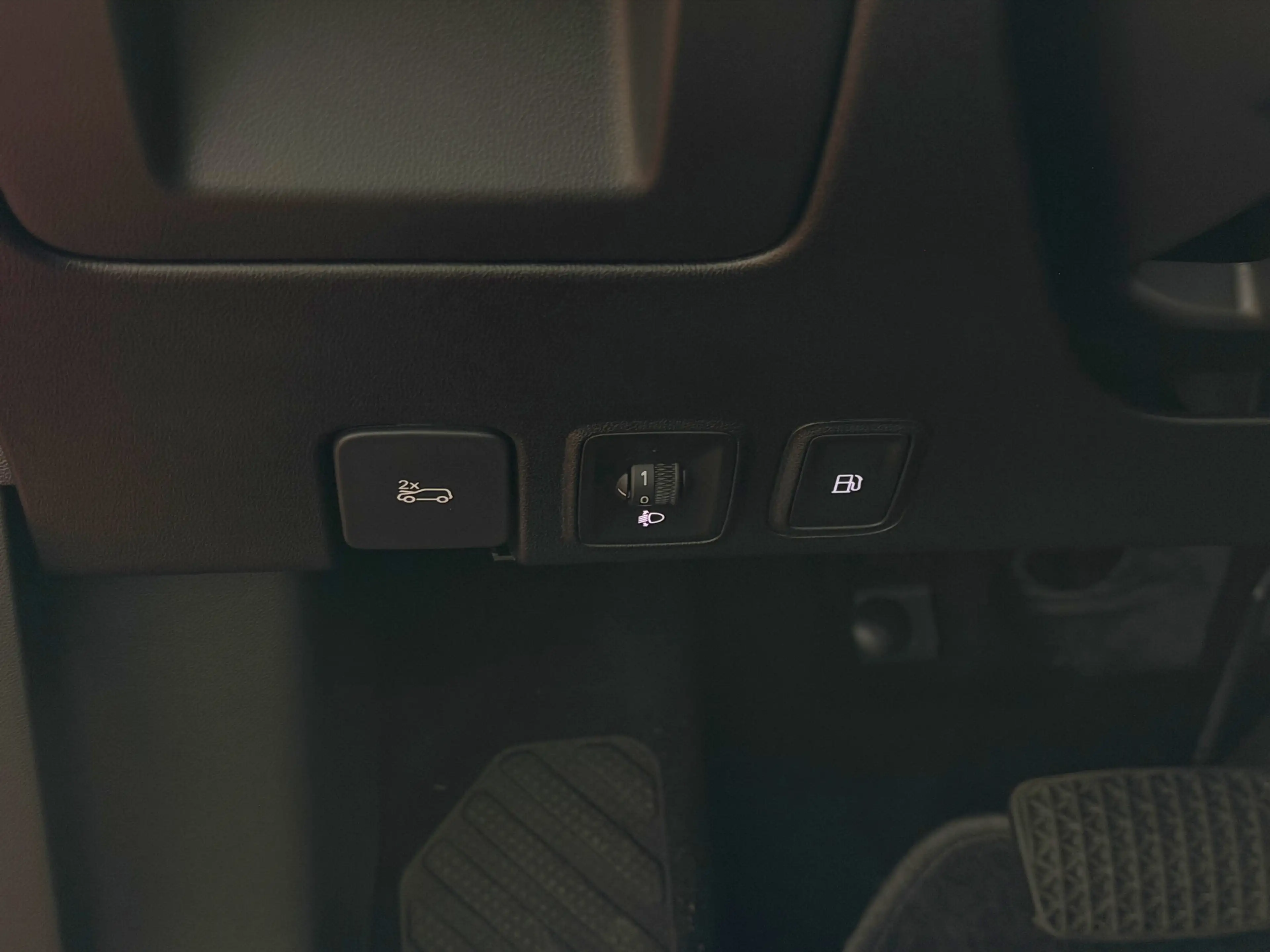 MG HS MG PHEV 1.5 TGDI LUXURY PHEV PLUG-IN HYBRIDE | LEE — photo 22