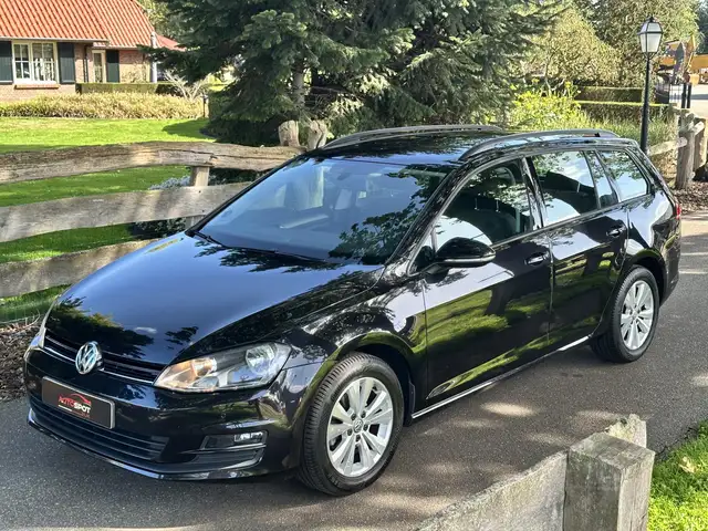 Volkswagen Golf view 15