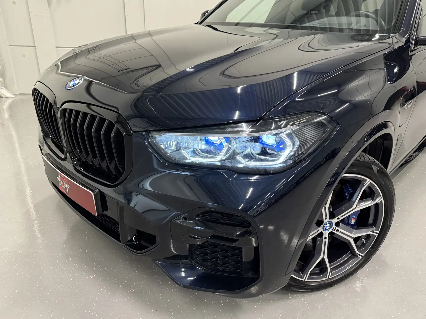 BMW X5 xDrive45e M-Sport PANO/TREKHAAK/LASER/HEAD-UP/360C Schwarz - 2