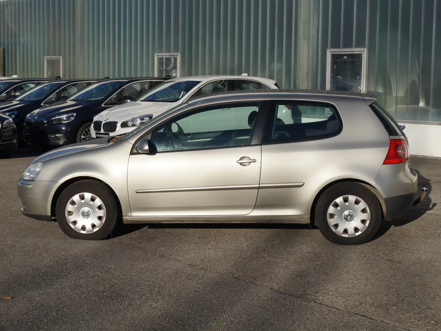Volkswagen Golf V 1.6 Comfortline Benzin/Gas * AHK * Beige - 2