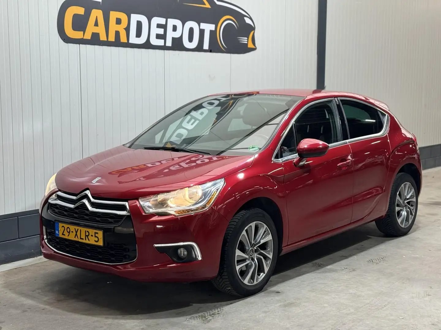 Citroen DS4 1.6 VTi So Chic Rouge - 1