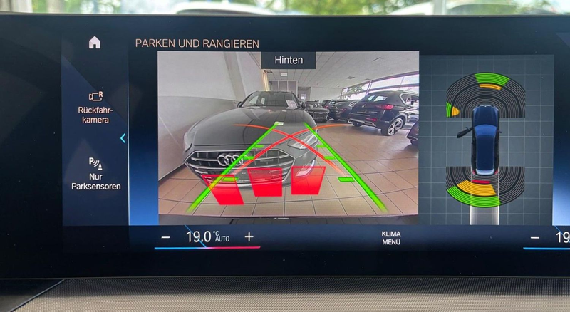 BMW 320 d LED 1.Hand Digital HuD CarPlay Kamera Navi Touch — photo 14