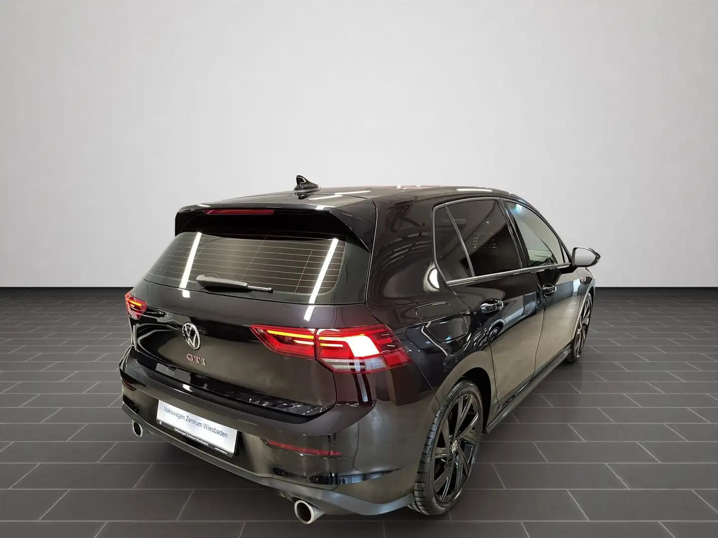Volkswagen Golf GTI Golf VIII 2.0 TSI GTI DSG,Navi,Harman-Kardon Schwarz - 2