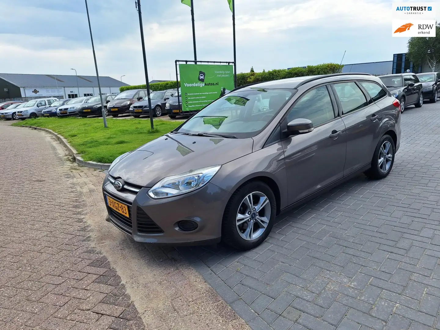 Ford Focus Wagon 1.0 EcoBoost Edition / APK januari 2026 smeđa - 1