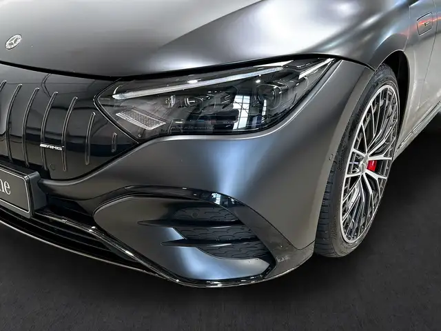 Mercedes-Benz Eqe view 3