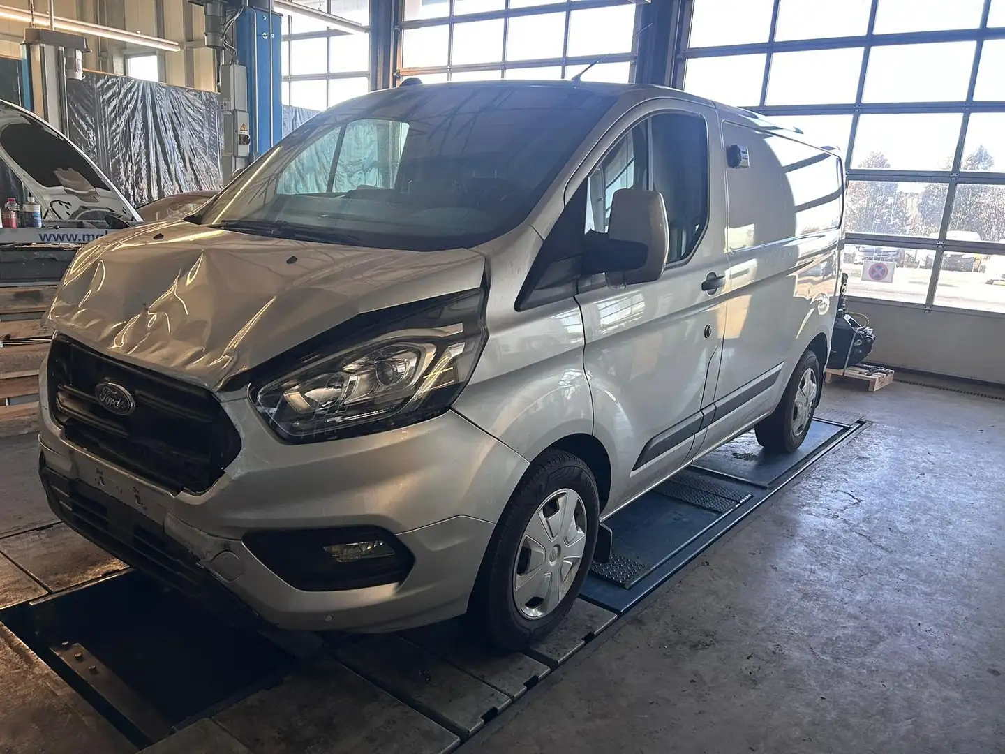 Ford Transit Custom 320 L1 Trend Bott Regal Unfall Argent - 2