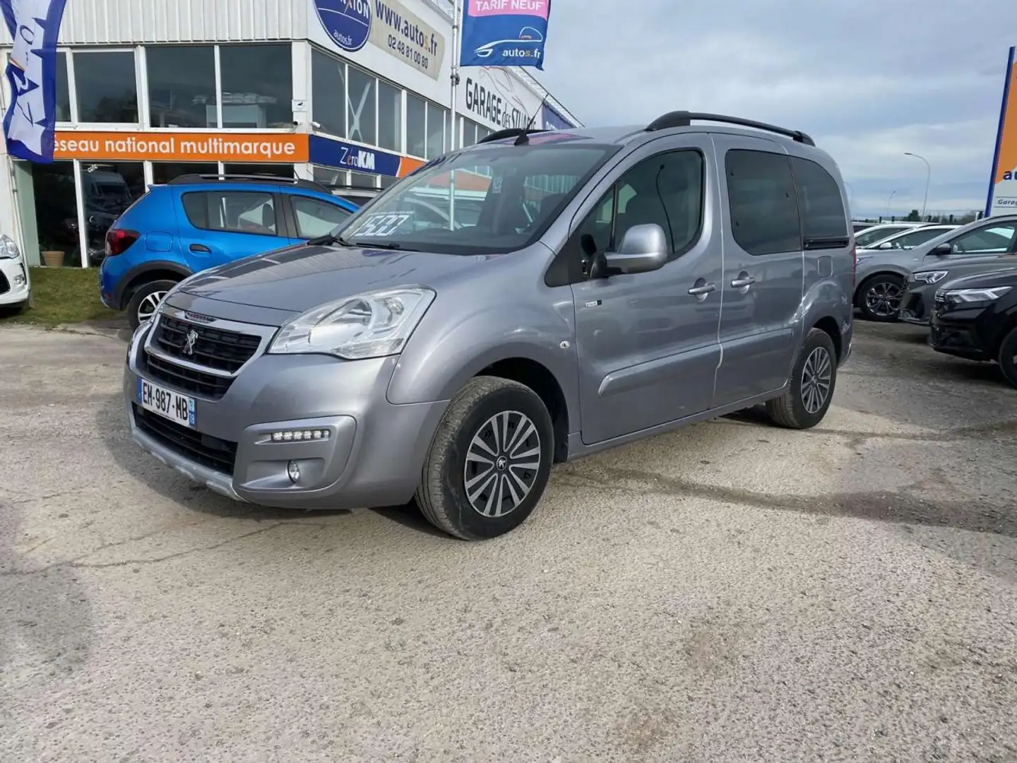 Peugeot Partner 1.2i S\u0026S - 110 TEPEE ACTIVE Gris - 1