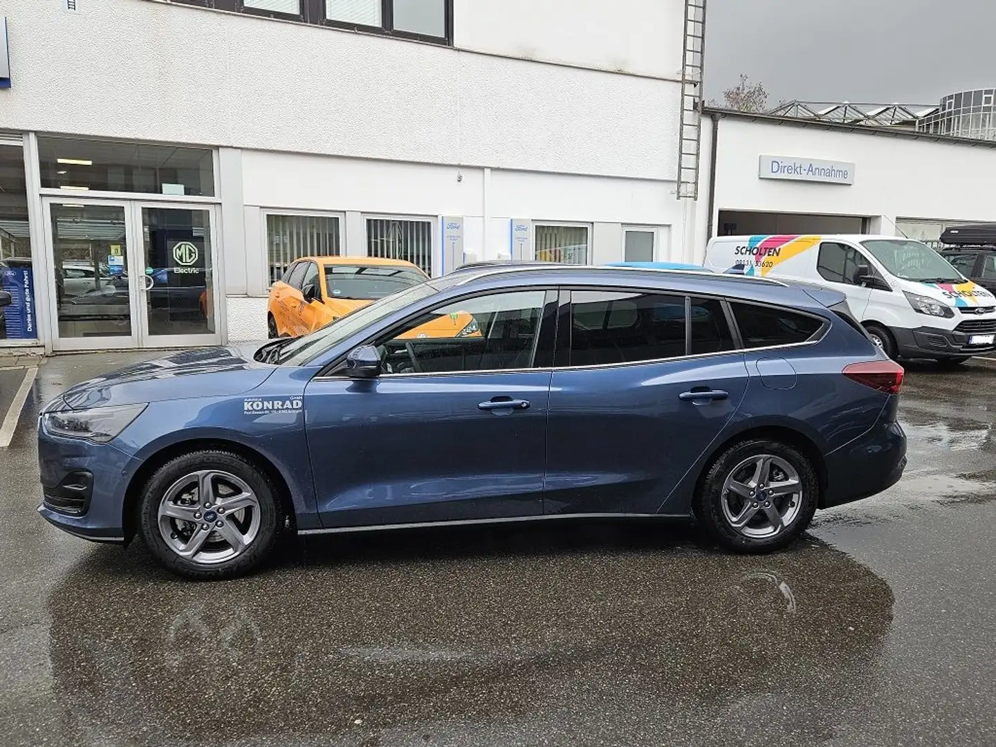 Ford Focus Focus Turnier TITANIUM X*Navi*Matrix*HUD*Kamera* Blau - 2