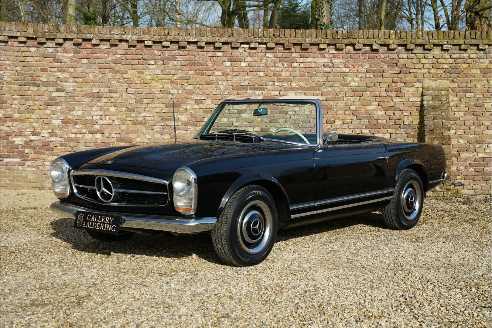 Mercedes-Benz SL 230 W113 Pagode Automatic Fekete - 1