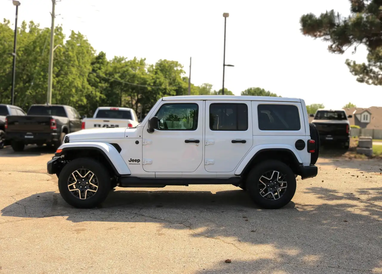 Jeep Wrangler снимка Jeep Wrangler