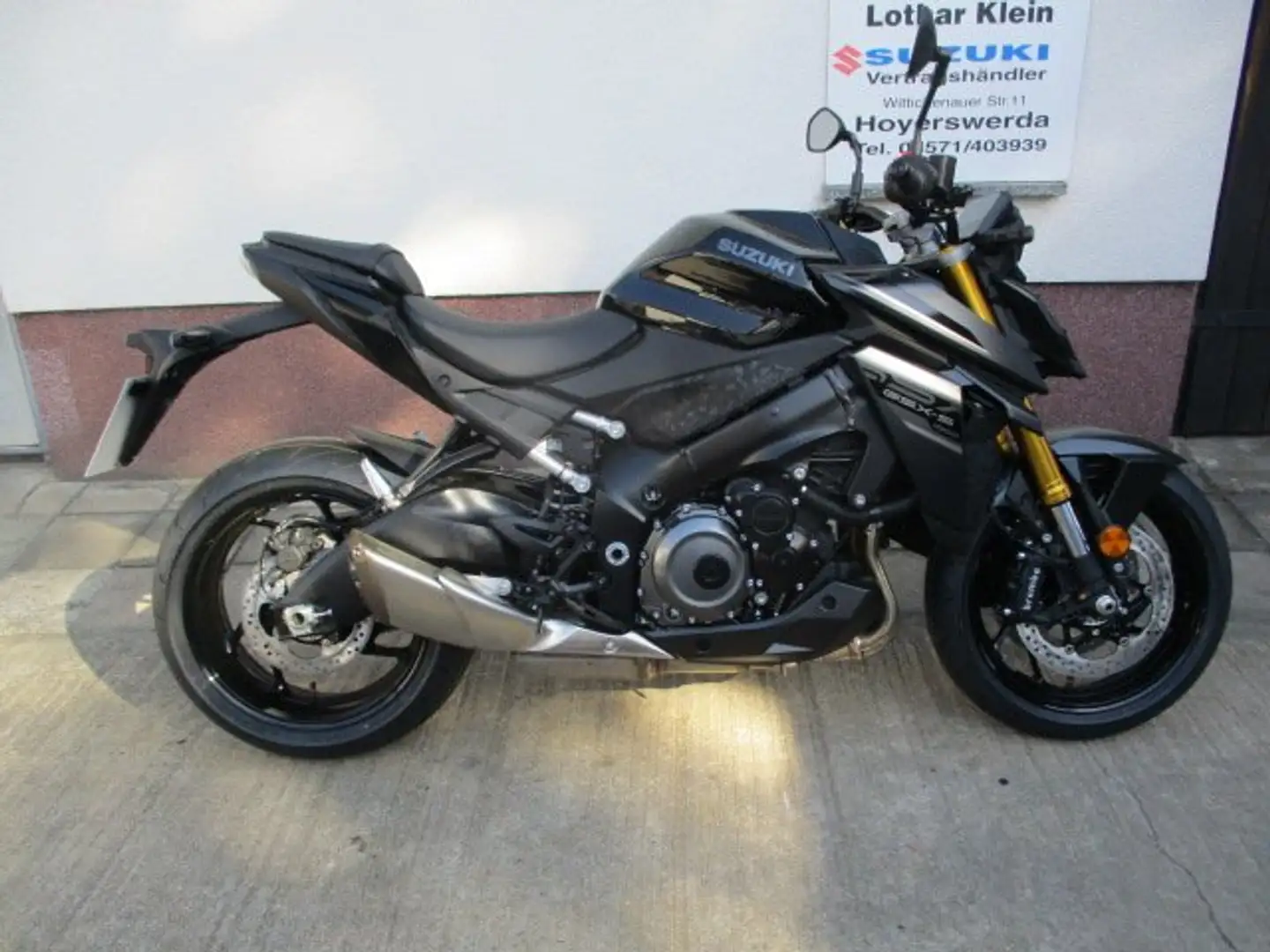 Suzuki GSX-S 1000 Negro - 2
