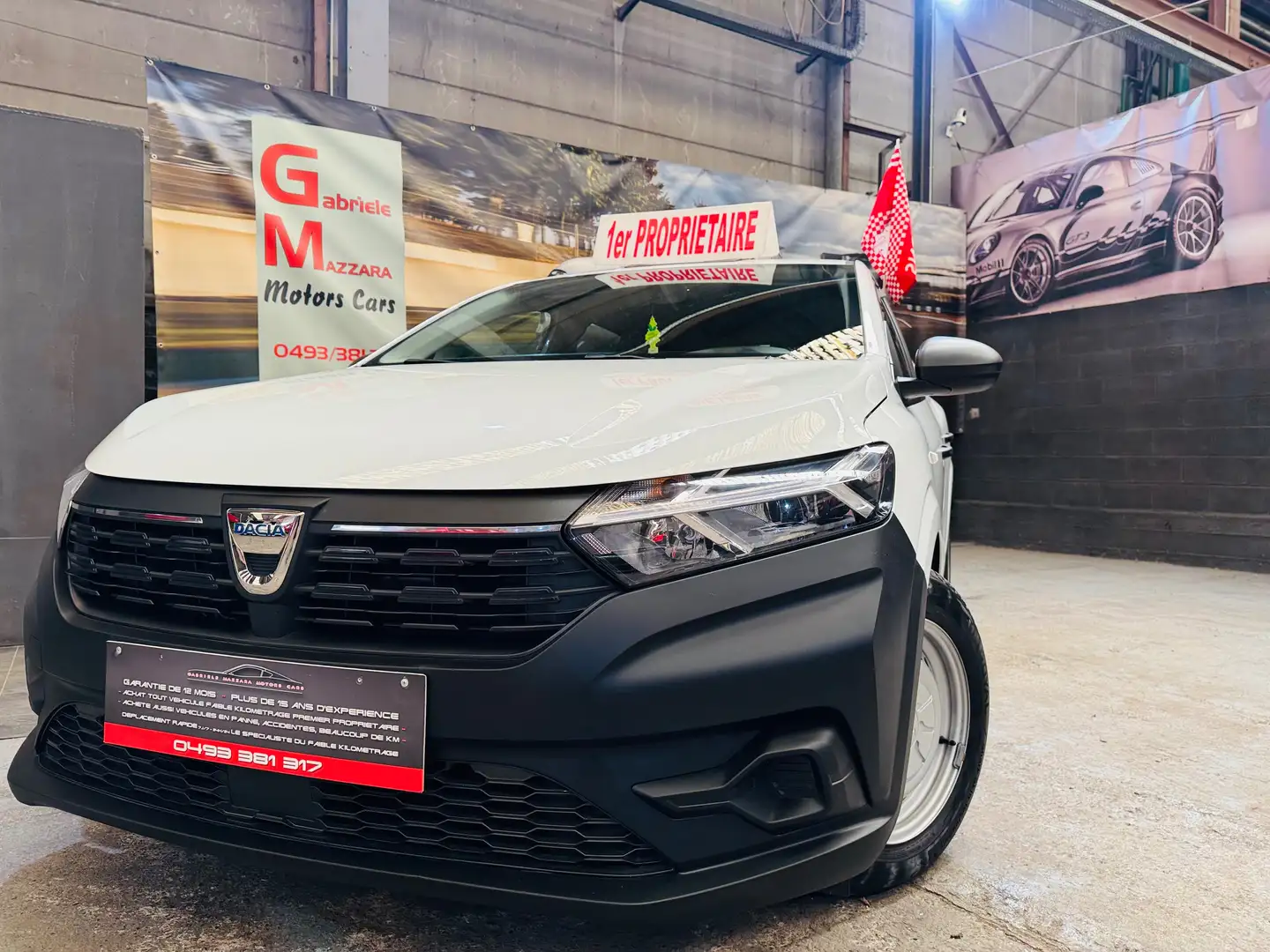 Dacia Sandero 1.2i Ambiance Blanc - 1