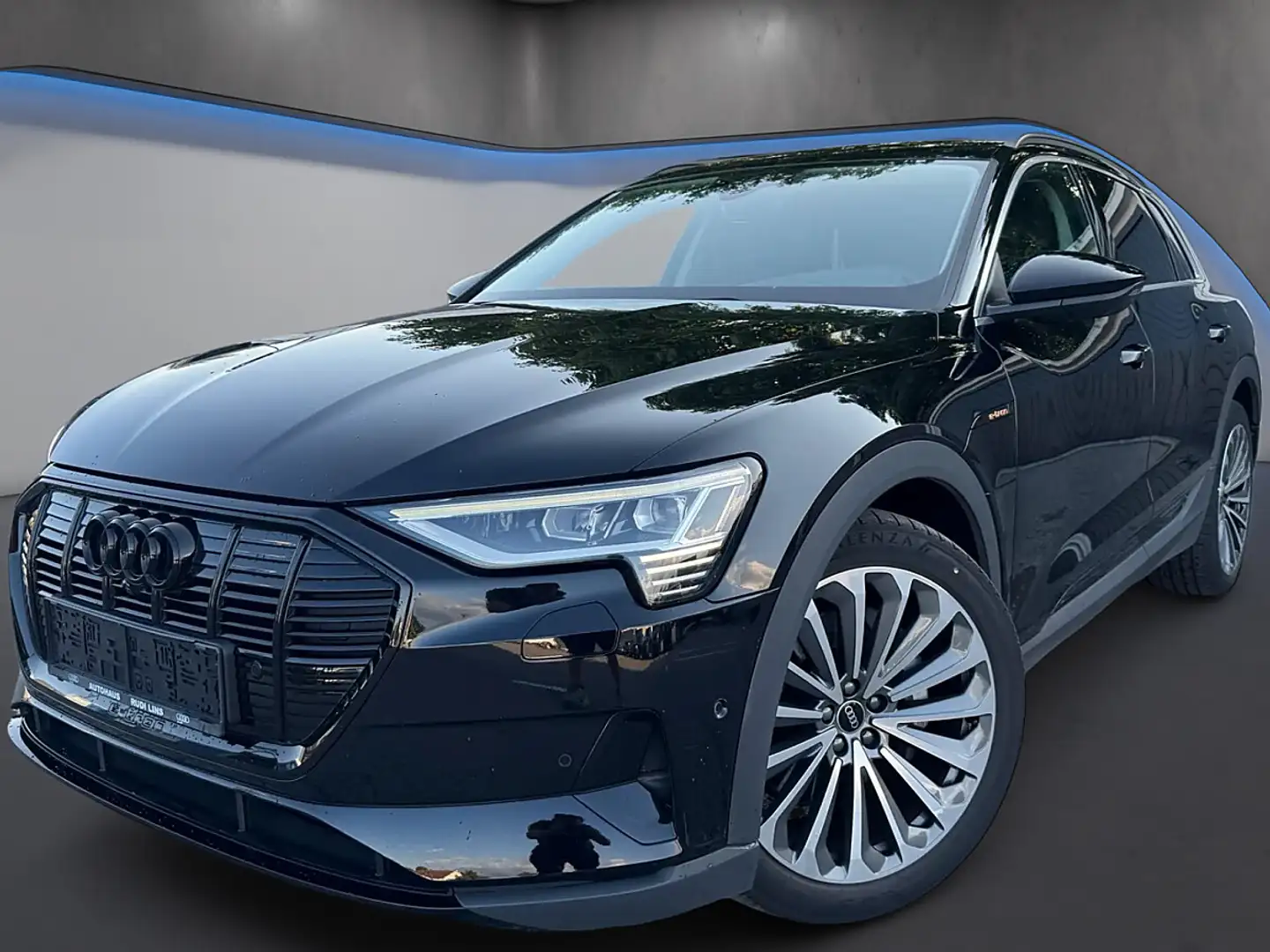 Audi e-tron 50 quattro 71kWh Business *Alcantara*Virtual*36... Schwarz - 1