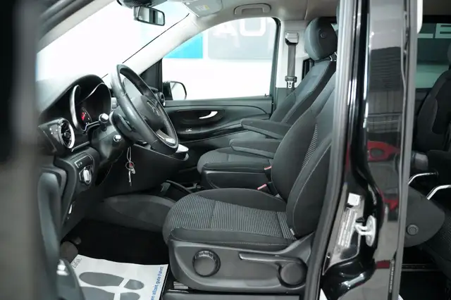 Mercedes-Benz V 220 d 4MATIC lang Aut. // 1.BESITZ // 7-SITZER // Ansicht 18