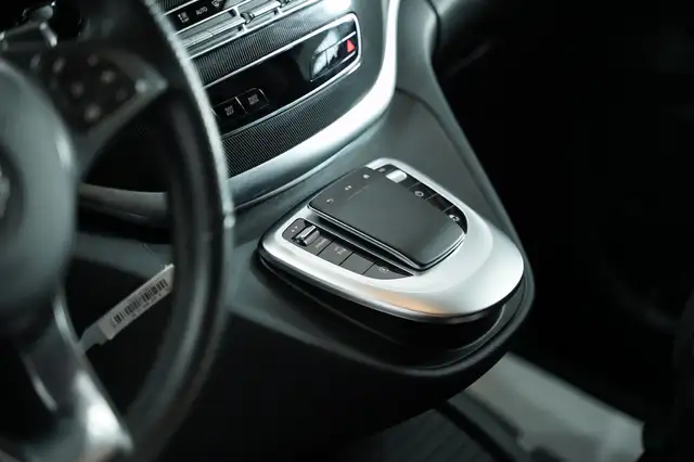 Mercedes-Benz V 220 d 4MATIC lang Aut. // 1.BESITZ // 7-SITZER // Ansicht 20