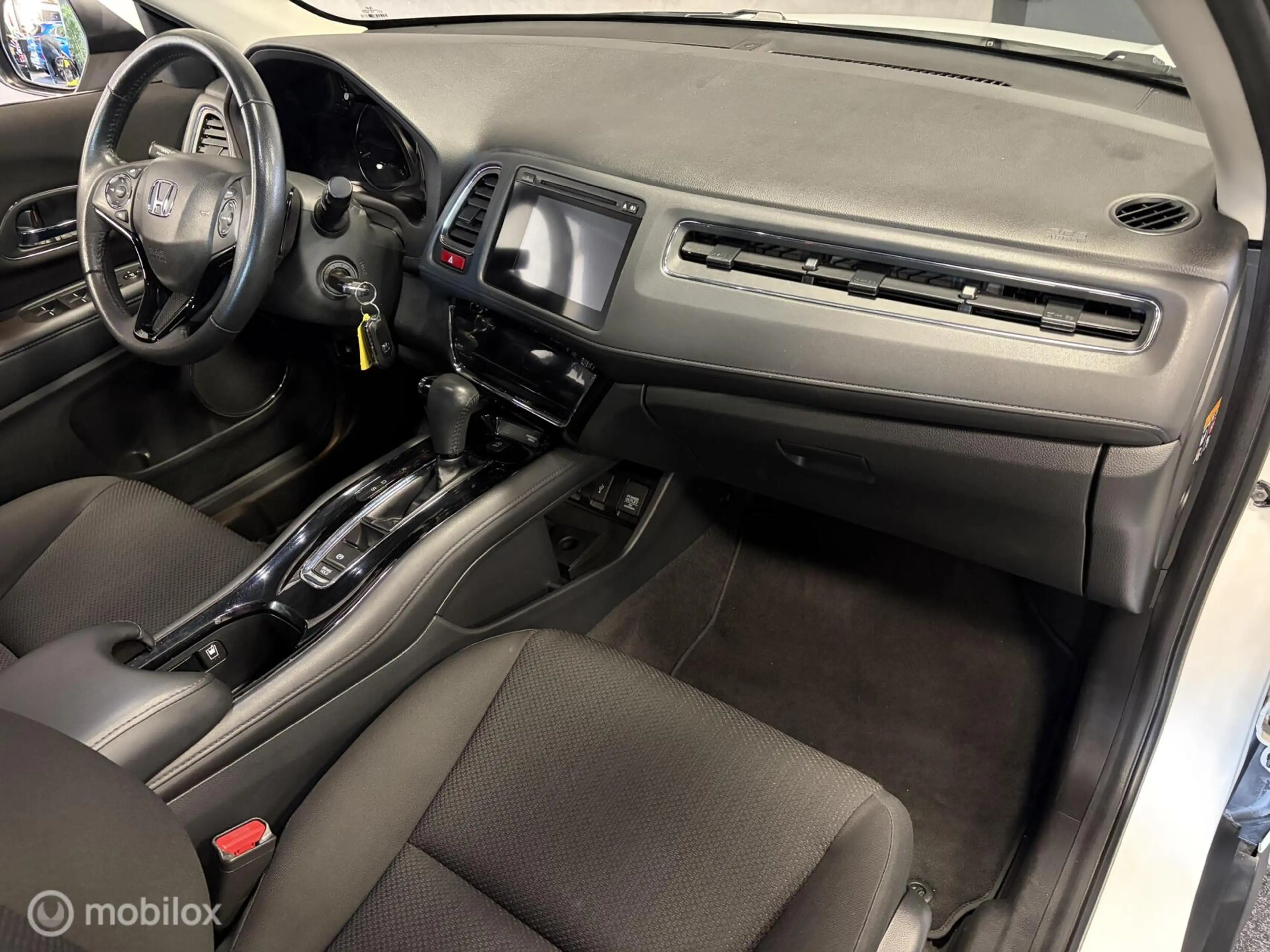 Honda HR-V 1.5 i-VTEC Elegance STOELVERW. / AUTOMAAT / CRUISE — photo 9